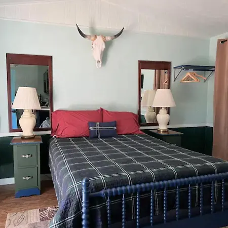 The Ranch House Motel